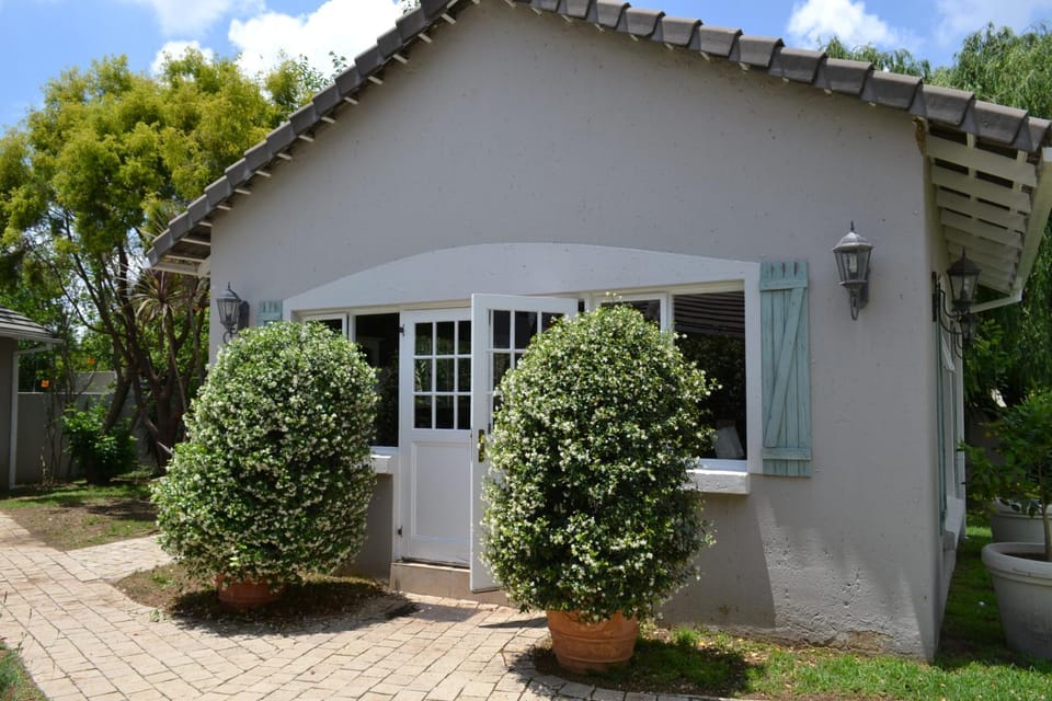 Lonehill - Suite 4 Apartment in Sandton
