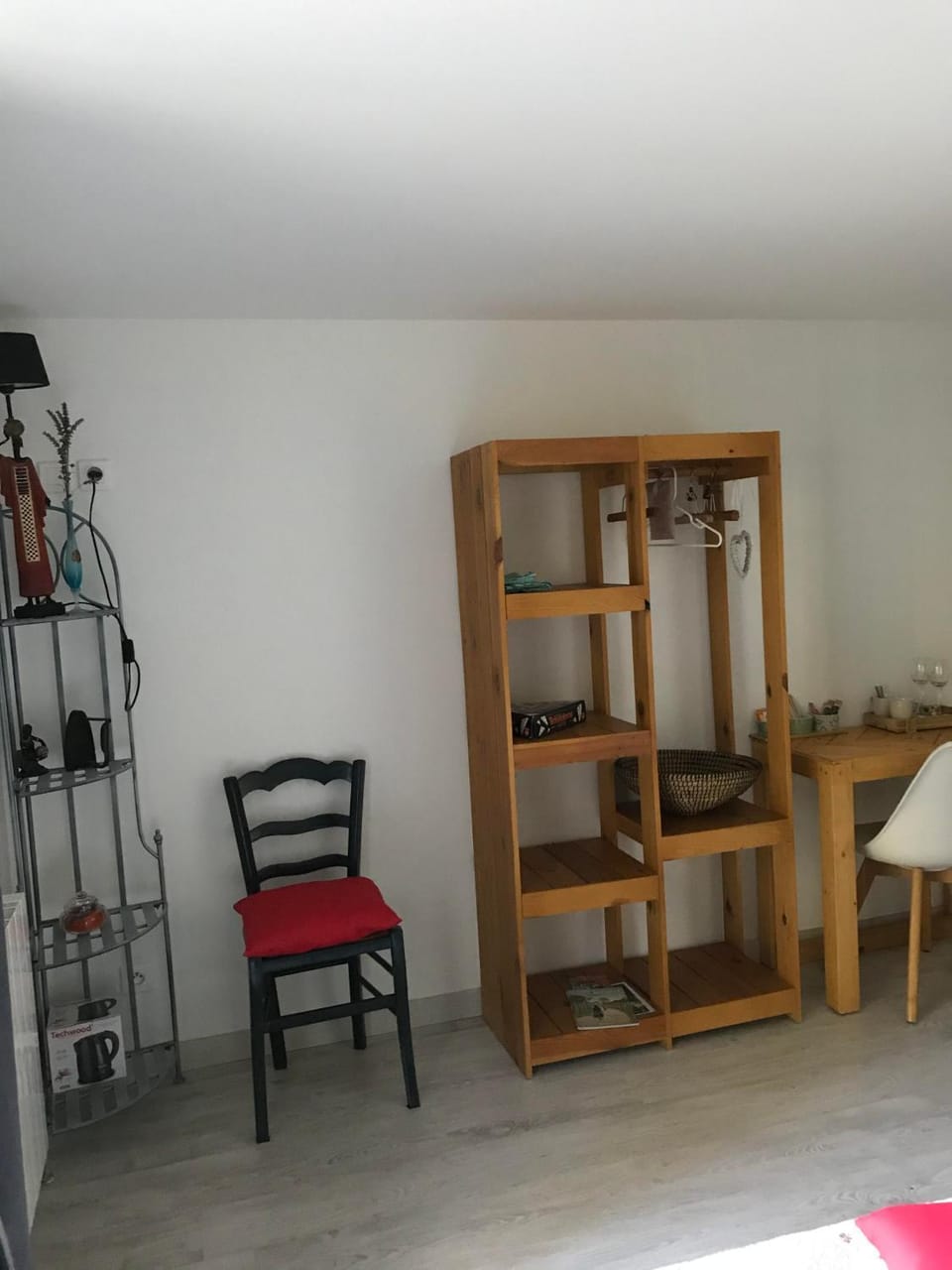wardrobe