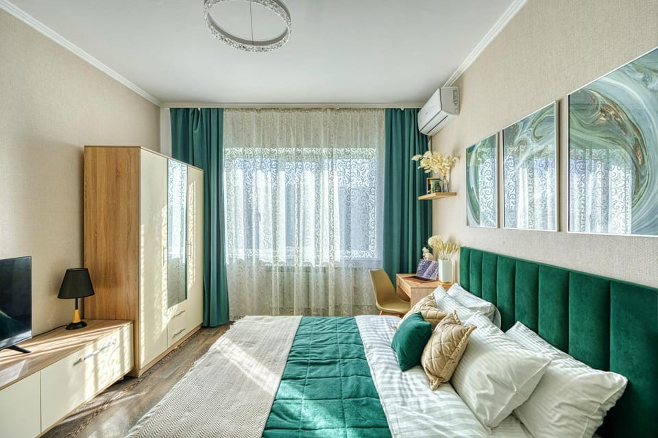 Bed, Photo of the whole room, Bedroom, Autumn, wardrobe