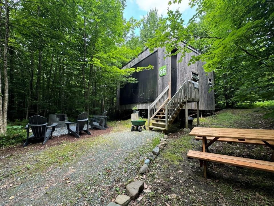 Cabin Zoobox des cervidés Cabin in Quebec