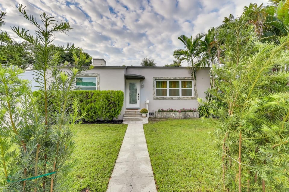 Stylish Miami Home: 2 Mi to Intracoastal Waterway! House in Miami