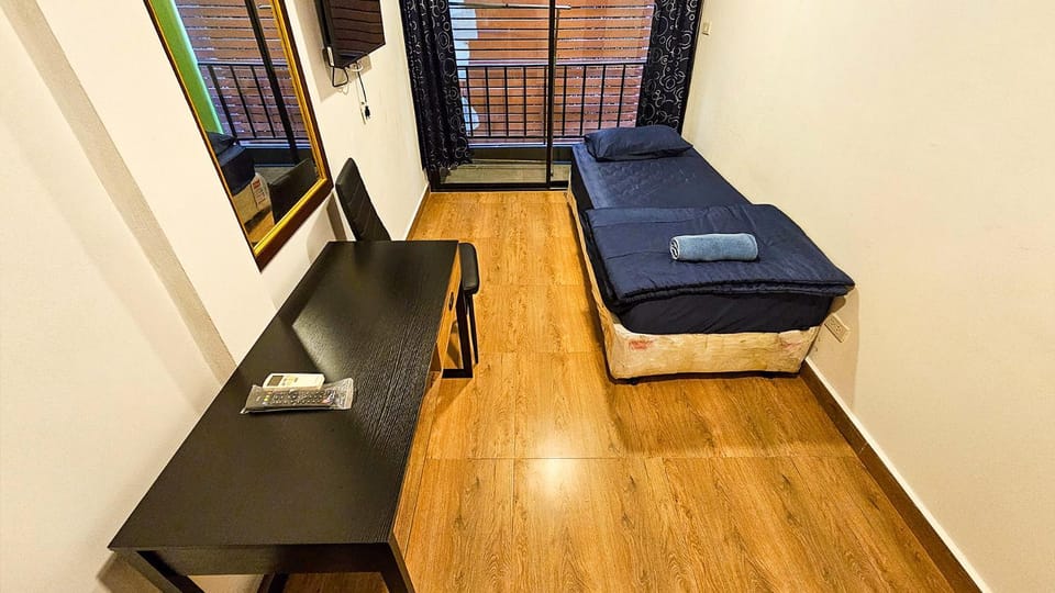 Bed, TV and multimedia