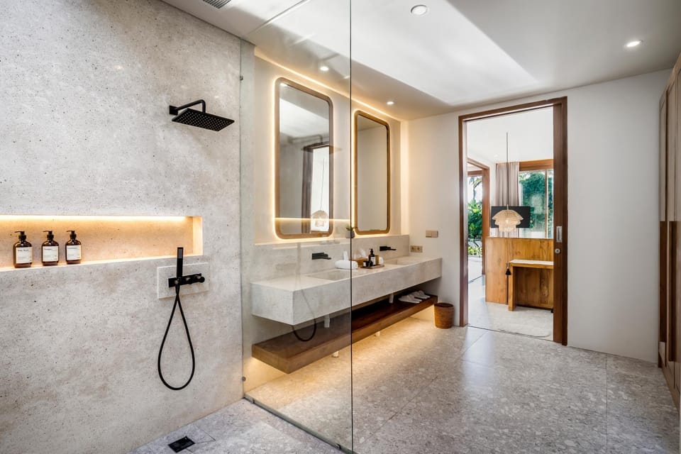 Shower, Bathroom