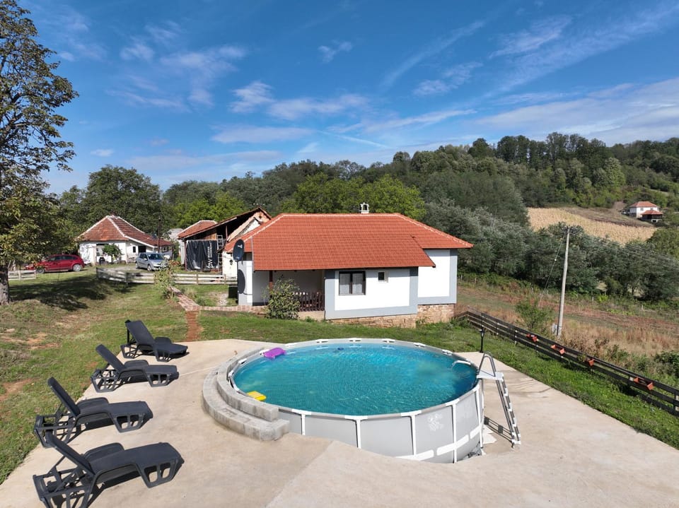 Property building, Swimming pool