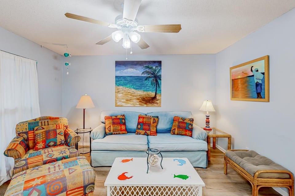 Beach Front 202 Apartment in West Beach