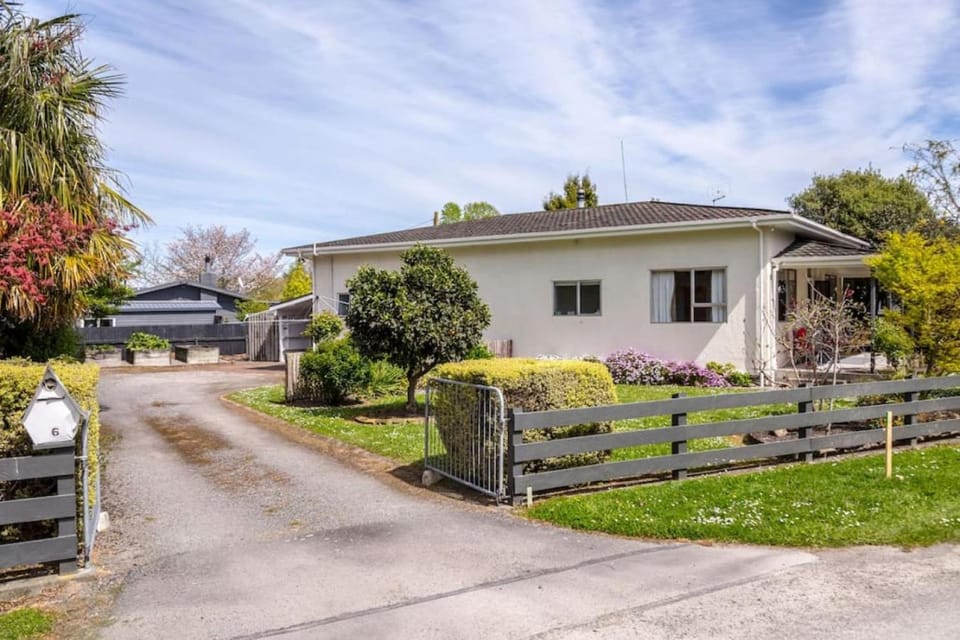 Property building, Garden view