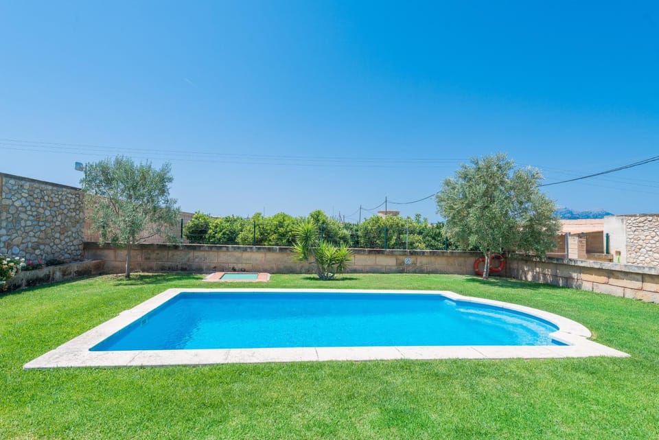 Swimming pool, Swimming pool
