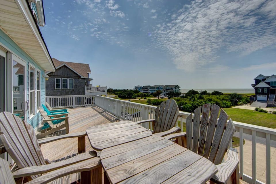 Property building, Day, Natural landscape, View (from property/room), Balcony/Terrace, Sea view