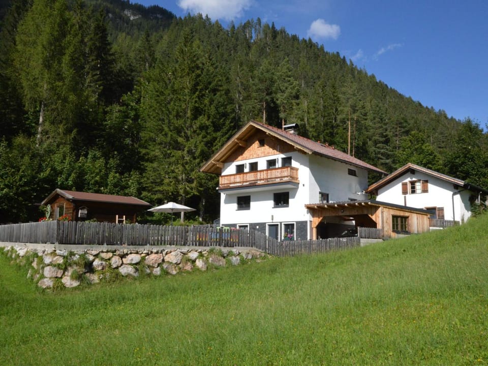 Property building, Summer