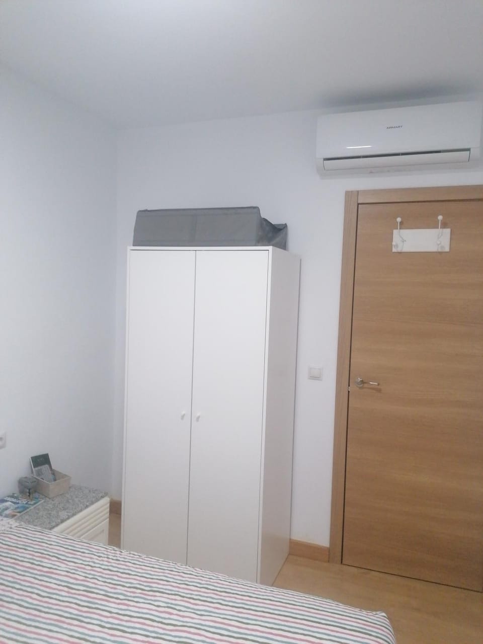 wardrobe, air conditioner