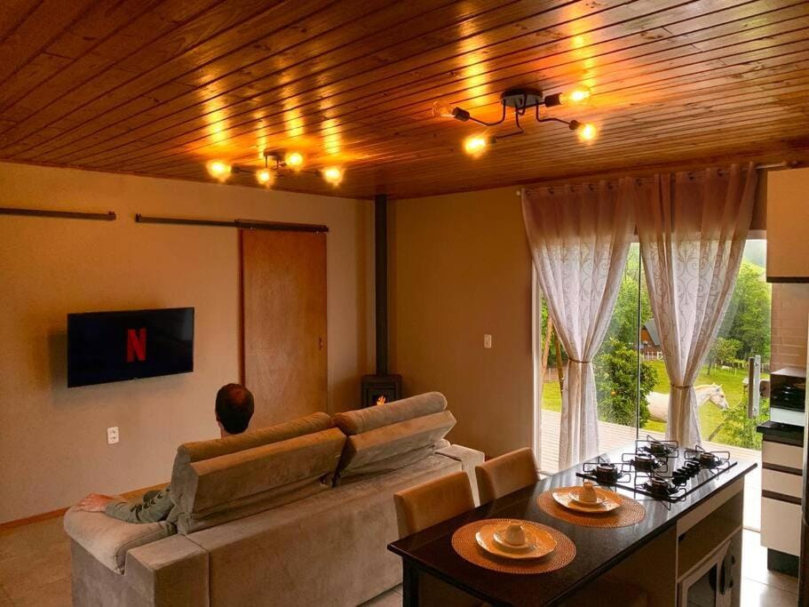 TV and multimedia, Living room, flat iron