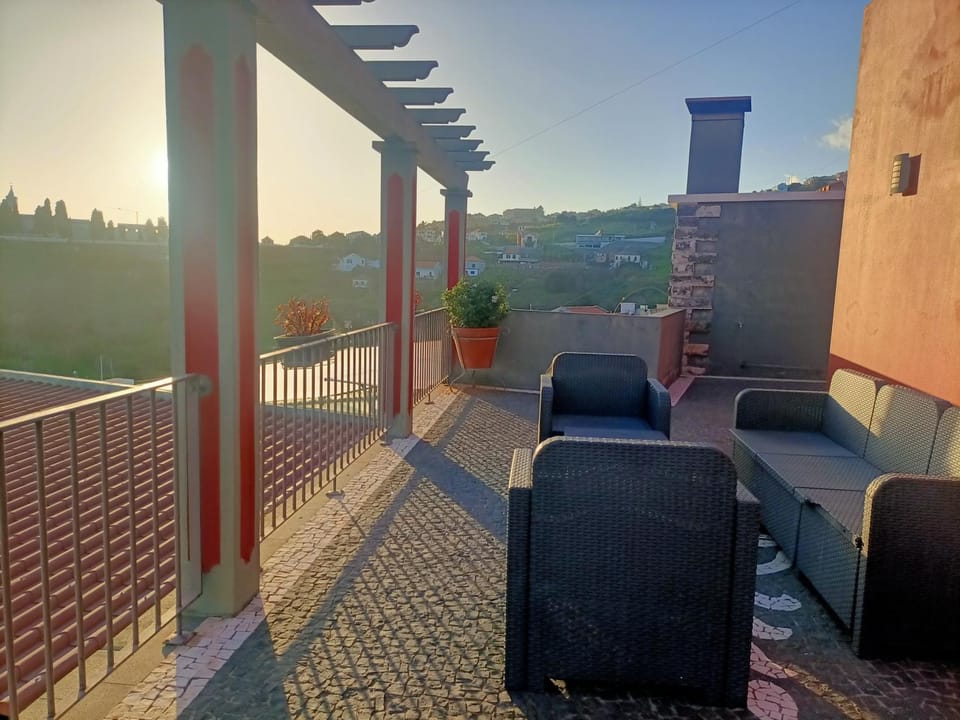 Casa RuMa ao Sol House in Madeira District
