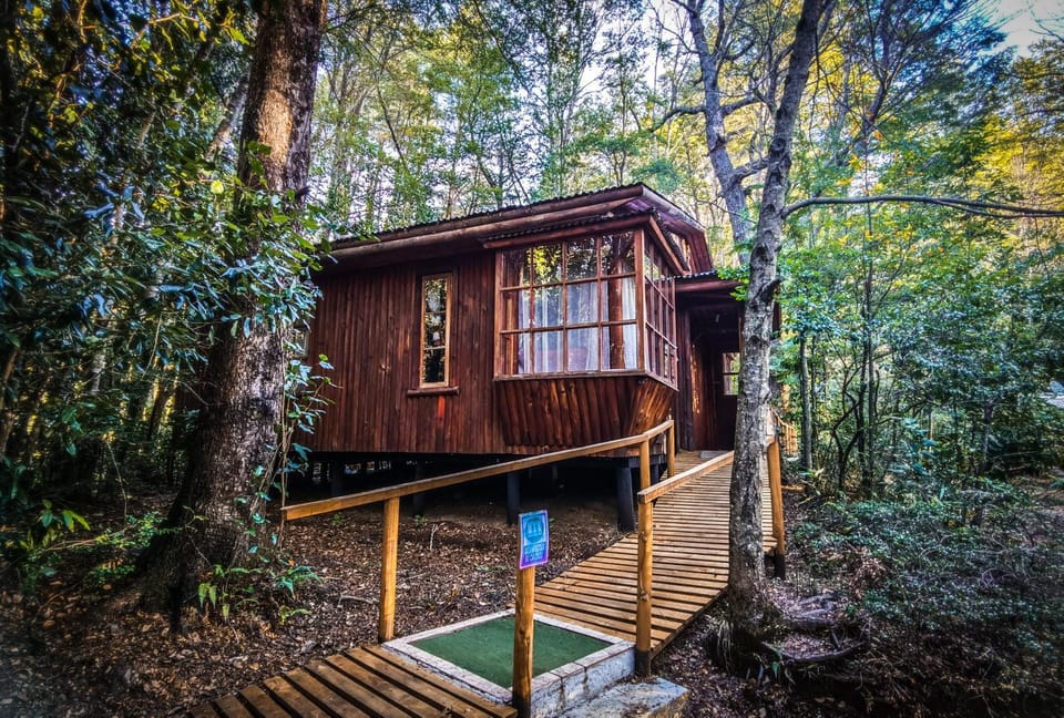 Salto del Indio - Cabañas Lemunantu Nature lodge in Araucania, Chile