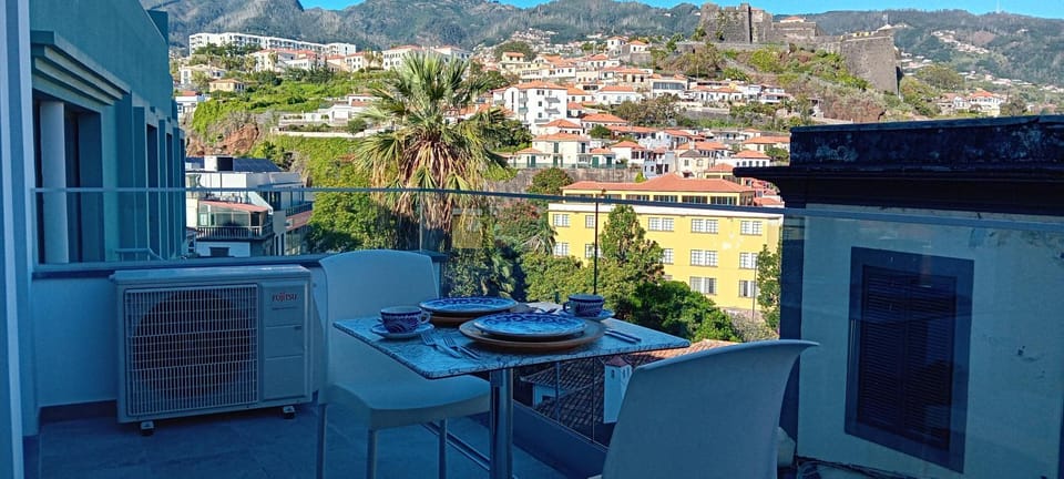 Patio, Balcony/Terrace, Dining area, City view