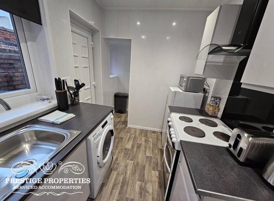 16 Newcastle street by Prestige Properties Serviced Accommodation House in Barrow-in-Furness