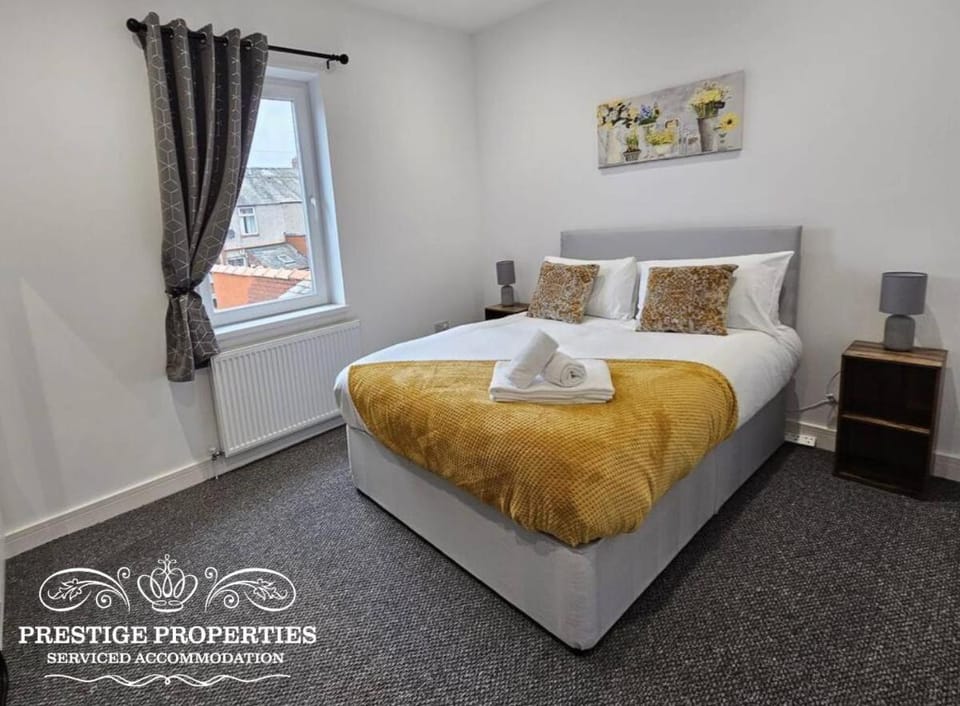 16 Newcastle street by Prestige Properties Serviced Accommodation House in Barrow-in-Furness