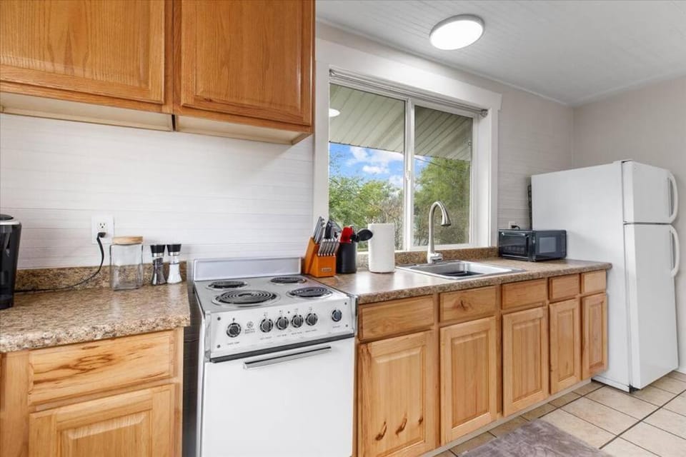 Unit 7: Updated downtown 1 bedroom! Apartment in Billings