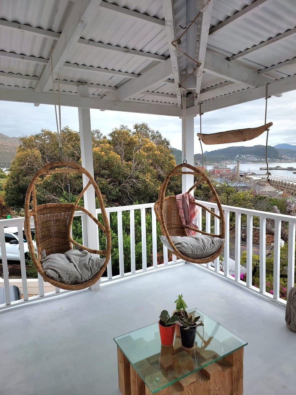 Natural landscape, Balcony/Terrace, Seating area