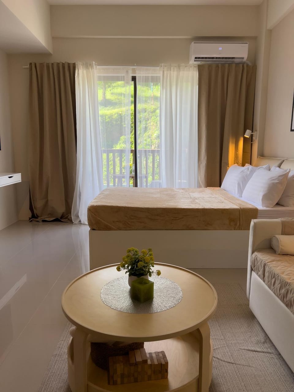 Crosswinds Tagaytay Holiday Home by KTCH Apartment in Tagaytay