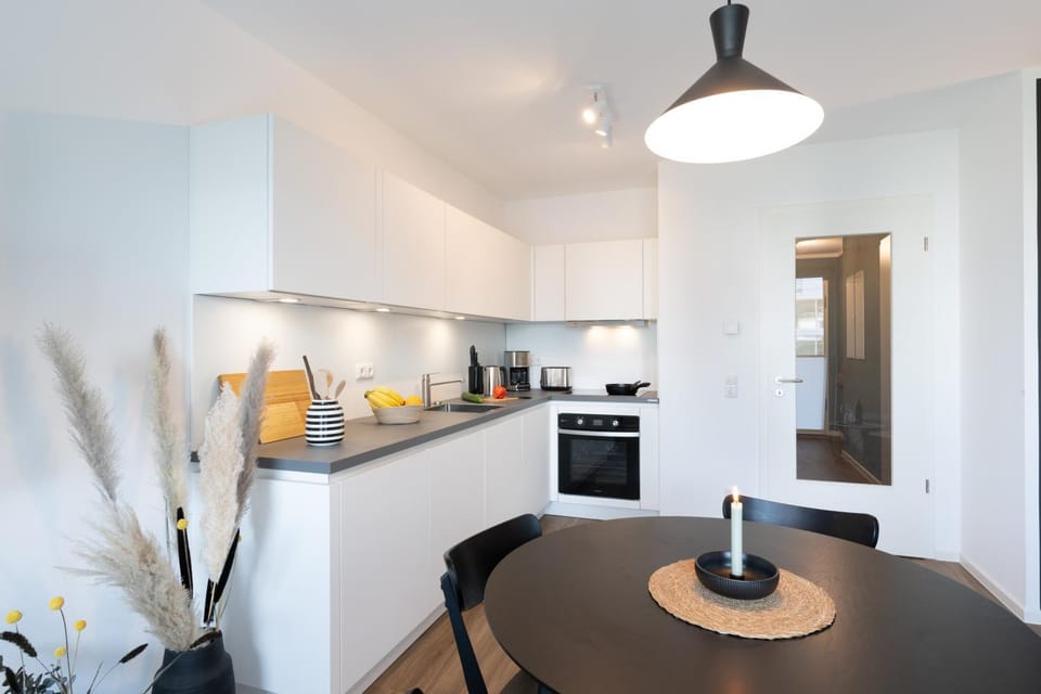 Kitchen or kitchenette, Dining area, dishwasher