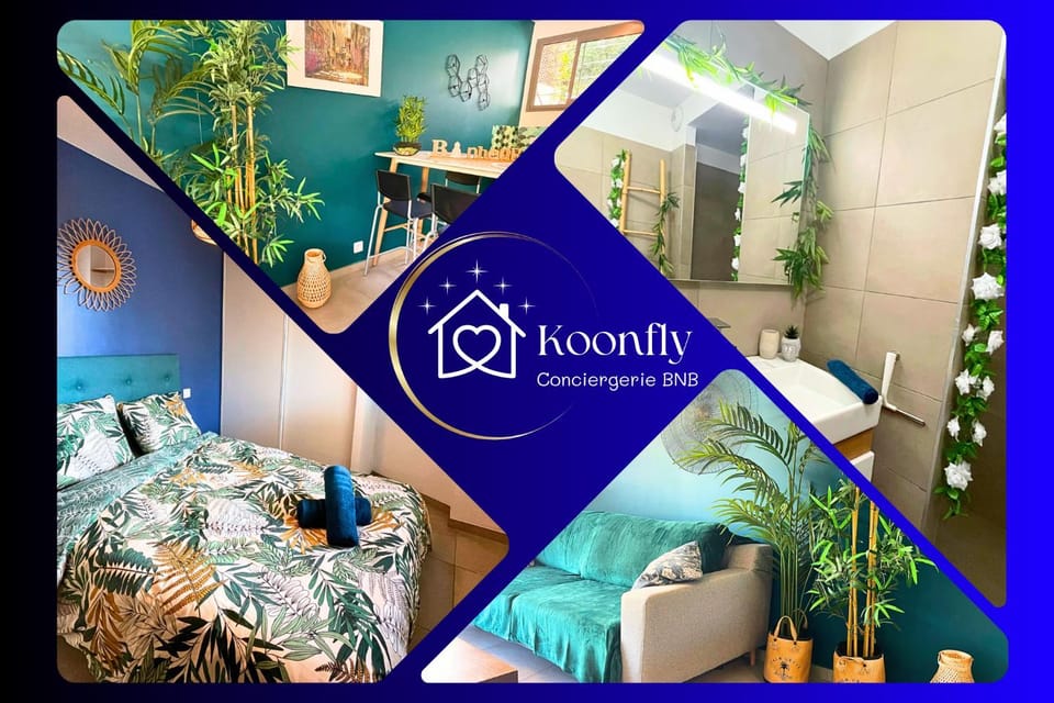 Bed, Property logo or sign, Living room, Photo of the whole room, Seating area, Dining area, Logo/Certificate/Sign, Bedroom