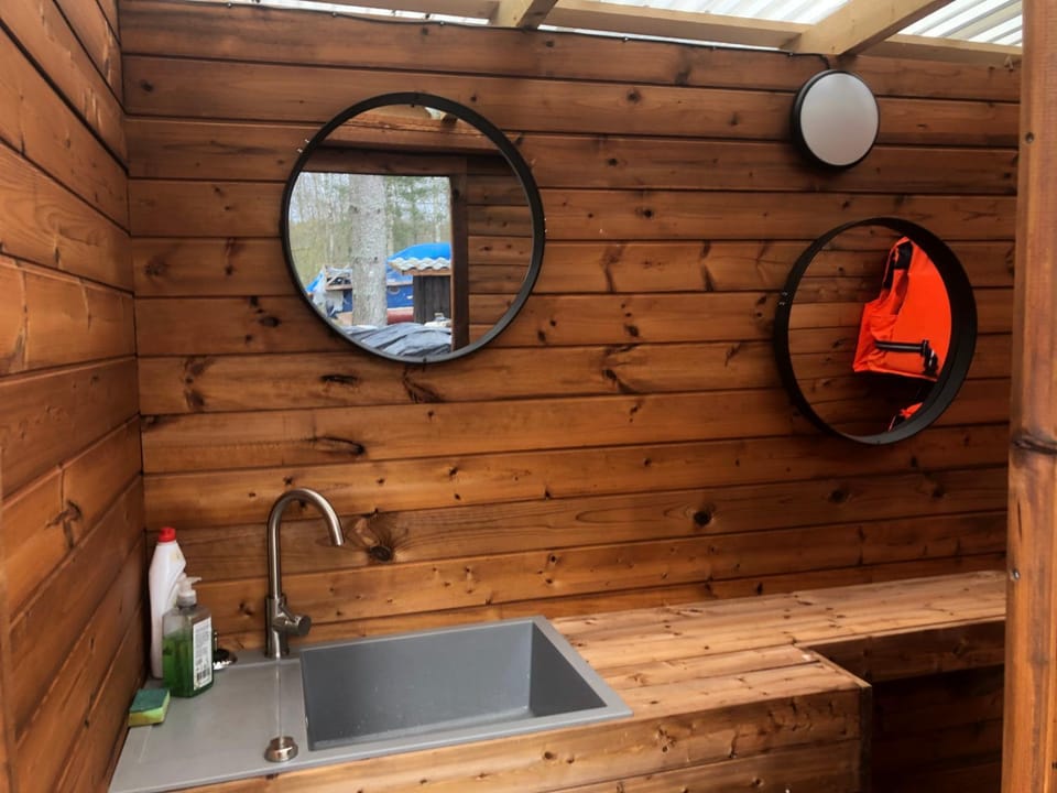 Saare-Toominga camping house Campground/ 
RV Resort in Estonia