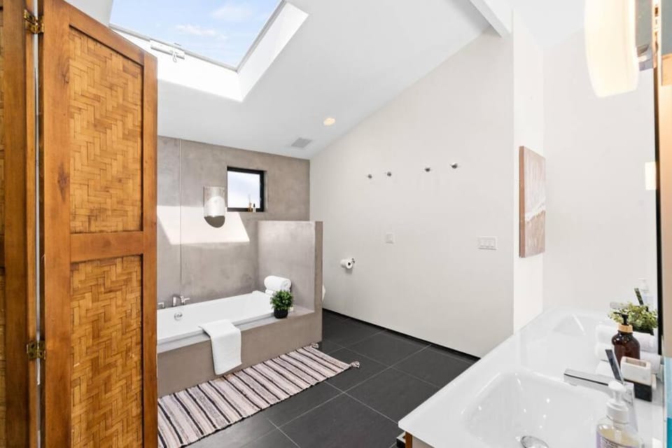 Shower, Bathroom, Bath