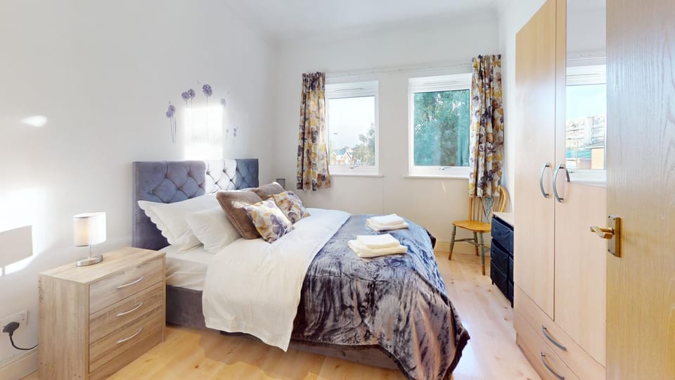 Bed, Photo of the whole room, Bedroom, wardrobe