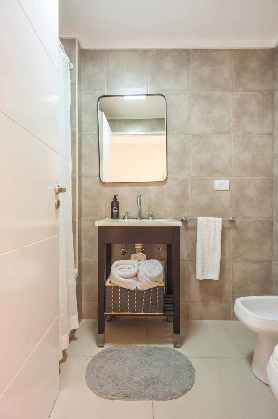 Toilet, Bathroom, bidet, towels