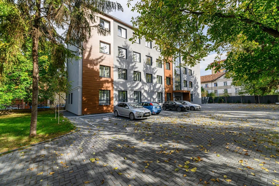 Property building, Day, Location, Parking
