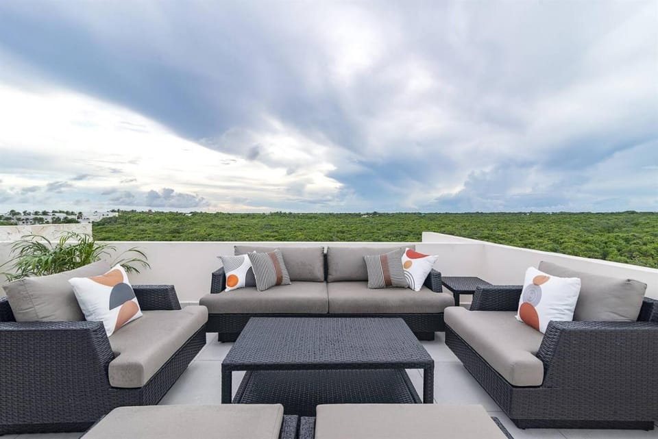 Natural landscape, Seating area