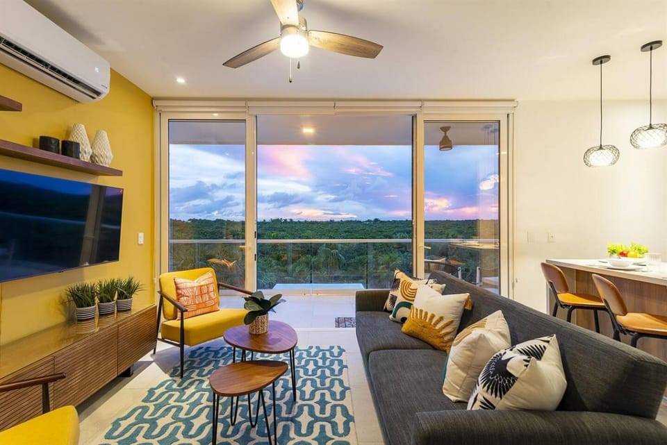 Natural landscape, TV and multimedia, Living room, Evening entertainment, fireplace