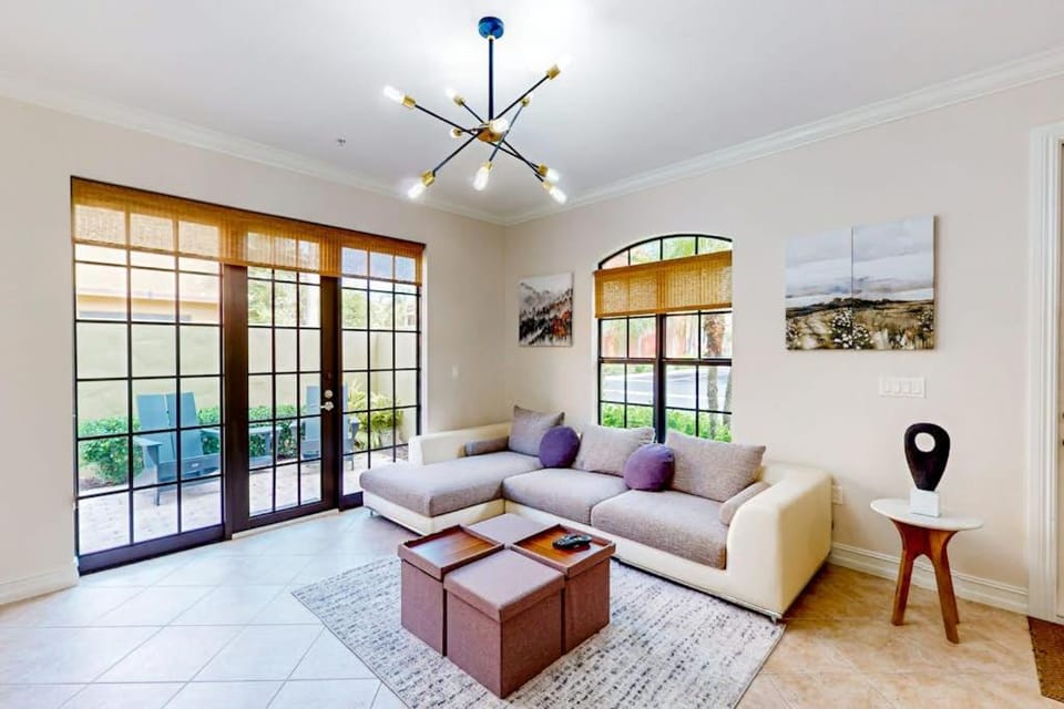 Yuba Oasis House in Lely Resort