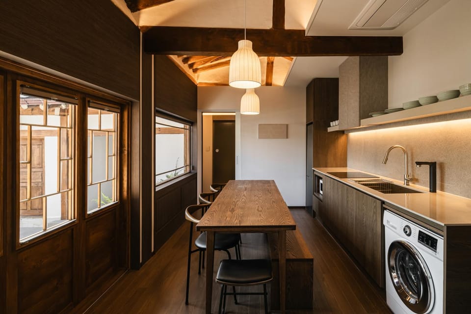 Living room, Dining area, kitchen