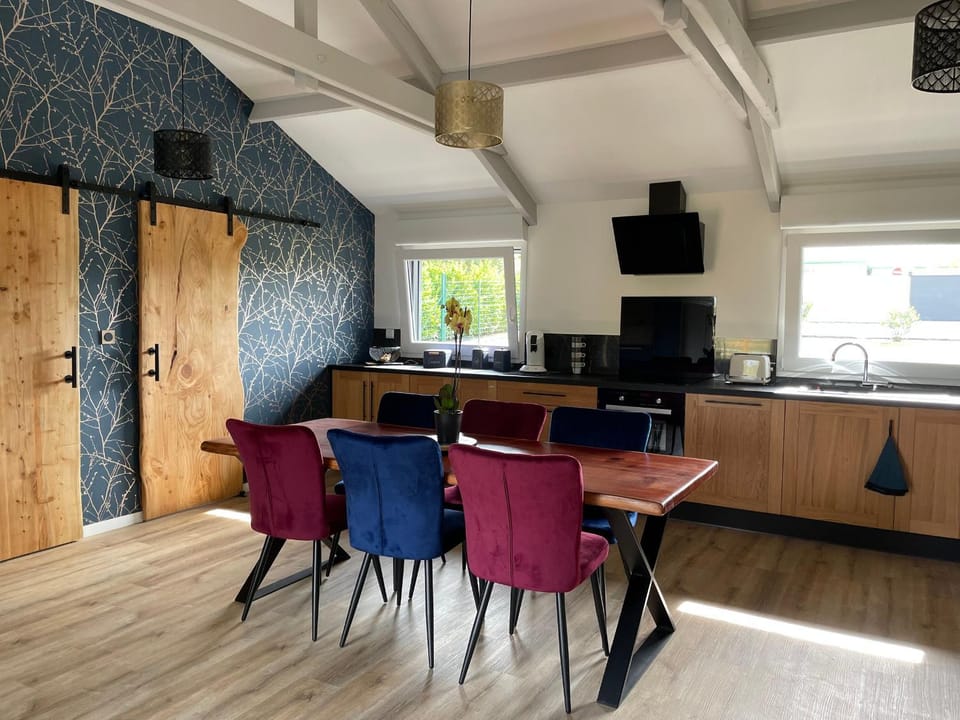 Chalet cosy à La Flèche avec terrasse et vue rivière - FR-1-410-424 House in Pays de la Loire