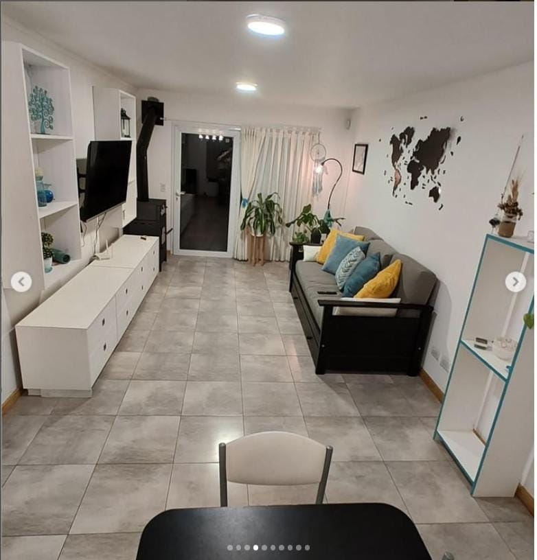 TV and multimedia, Seating area, Evening entertainment