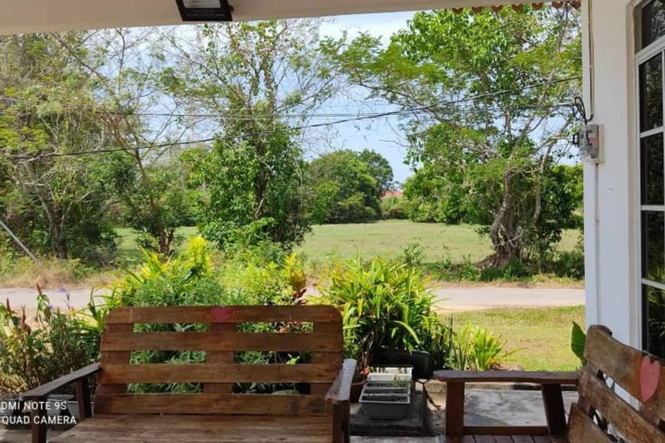 The Royal Rose -4 room House in Kedah