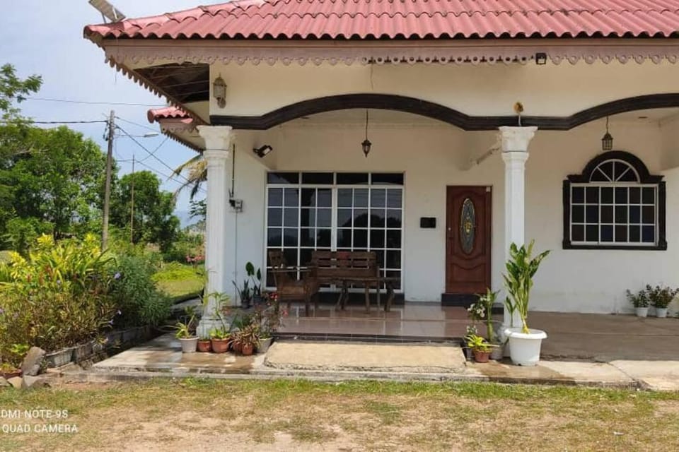 The Royal Rose -4 room House in Kedah