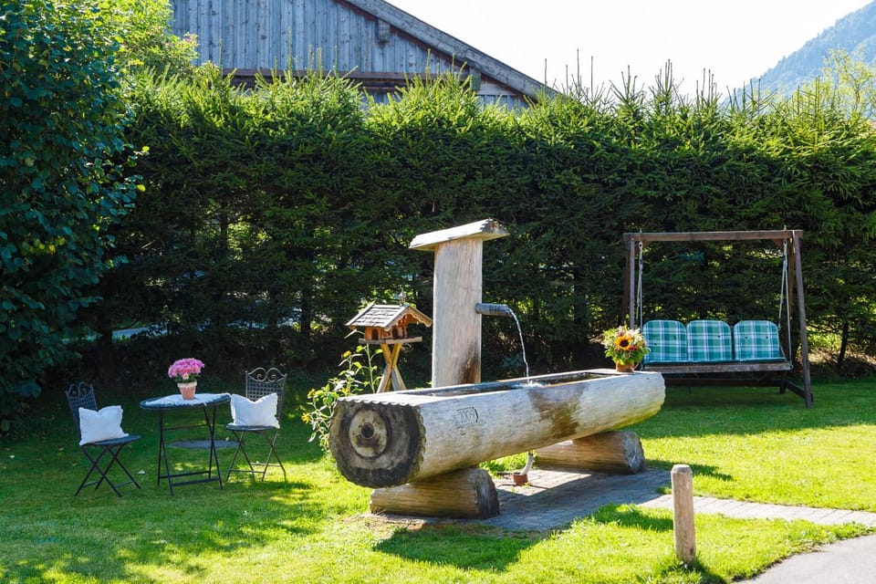 Gästehaus beim Schneidersepp inkl. Chiemgaukarte Bed and Breakfast in Ruhpolding