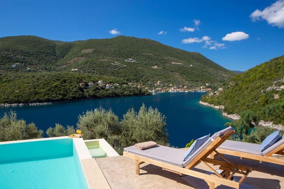 Villa Zoe - Direct Sea Access Live Scenery at Villa in Peloponnese, Western Greece and the Ionian