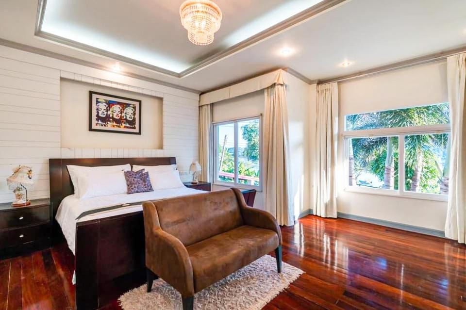 Poolvillapanwa Villa in Wichit