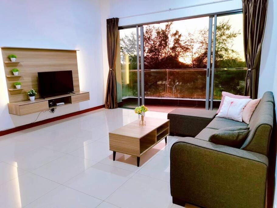 Sunset Loft B Imago Side Seaview Garden view 3 Bedrooms 1550 sqft Apartment in Kota Kinabalu
