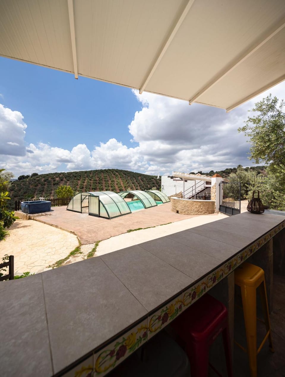 Mountain view, Pool view