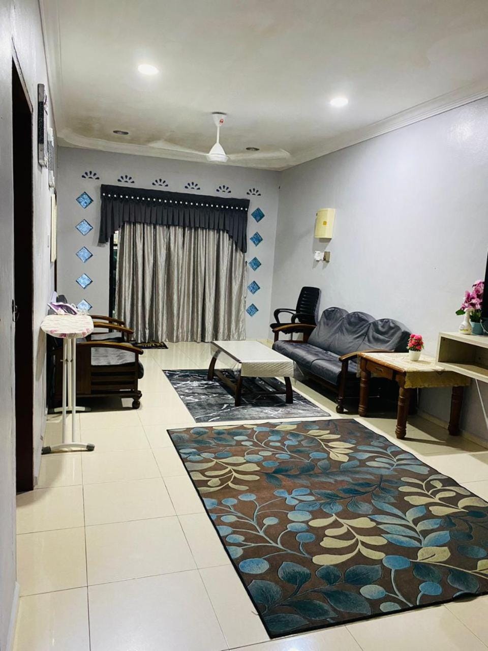 ZR Homestay Kemaman with 3 Bedroom 2 Bathroom - 2 Room AC 1 Room Fan - Not Sharing House House in Terengganu, Malaysia