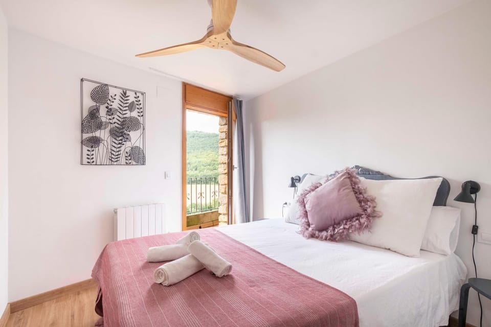 Bed, Balcony/Terrace, Bedroom