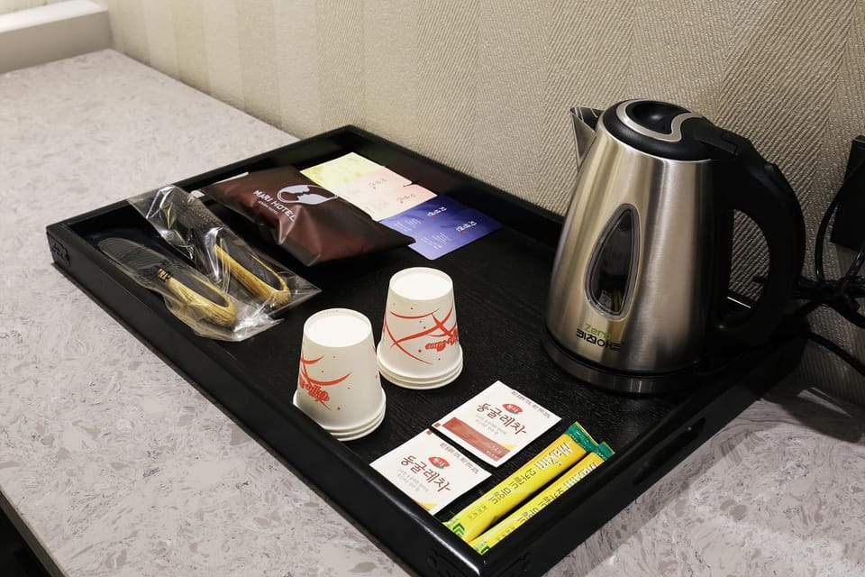 Coffee/tea facilities