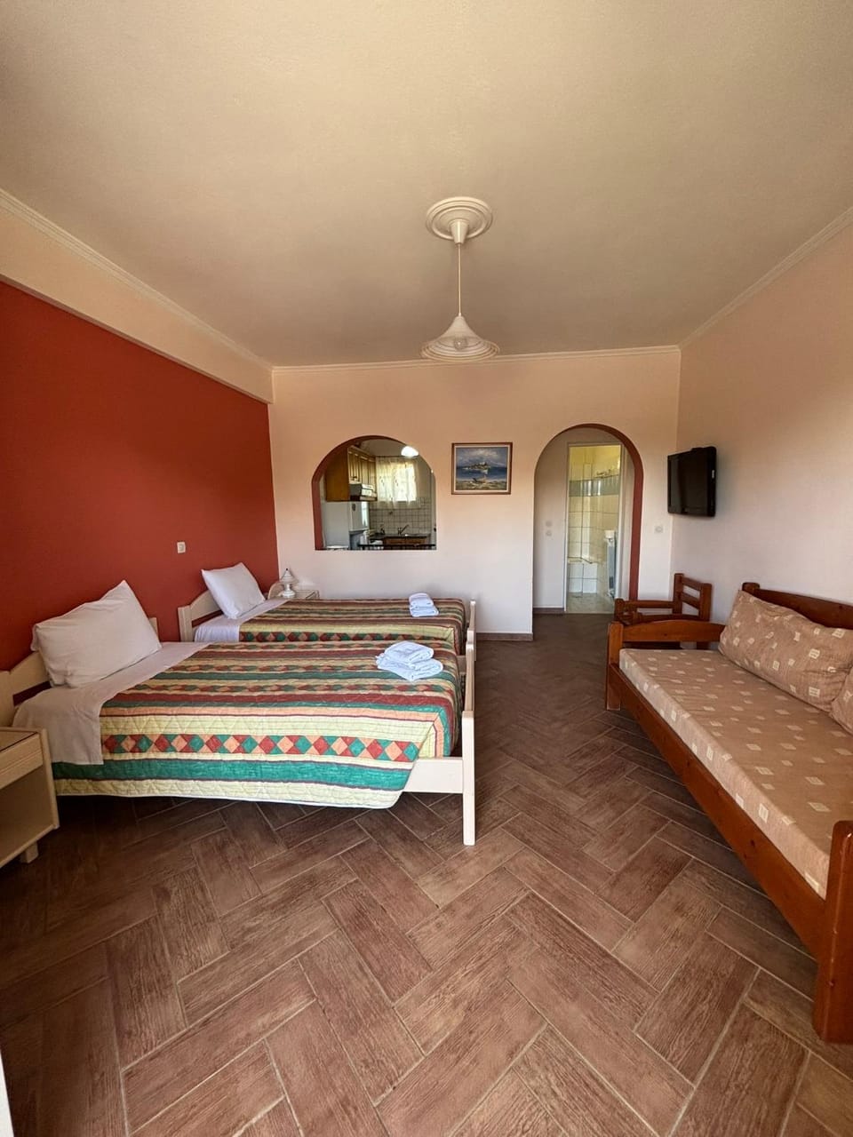 Photo of the whole room