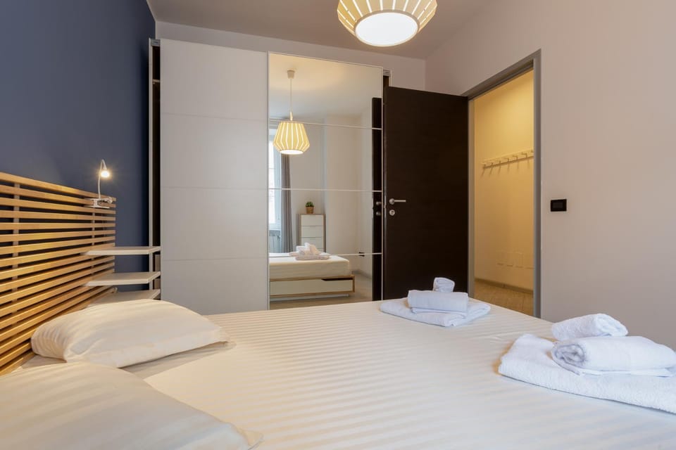 Bed, Bedroom, wardrobe