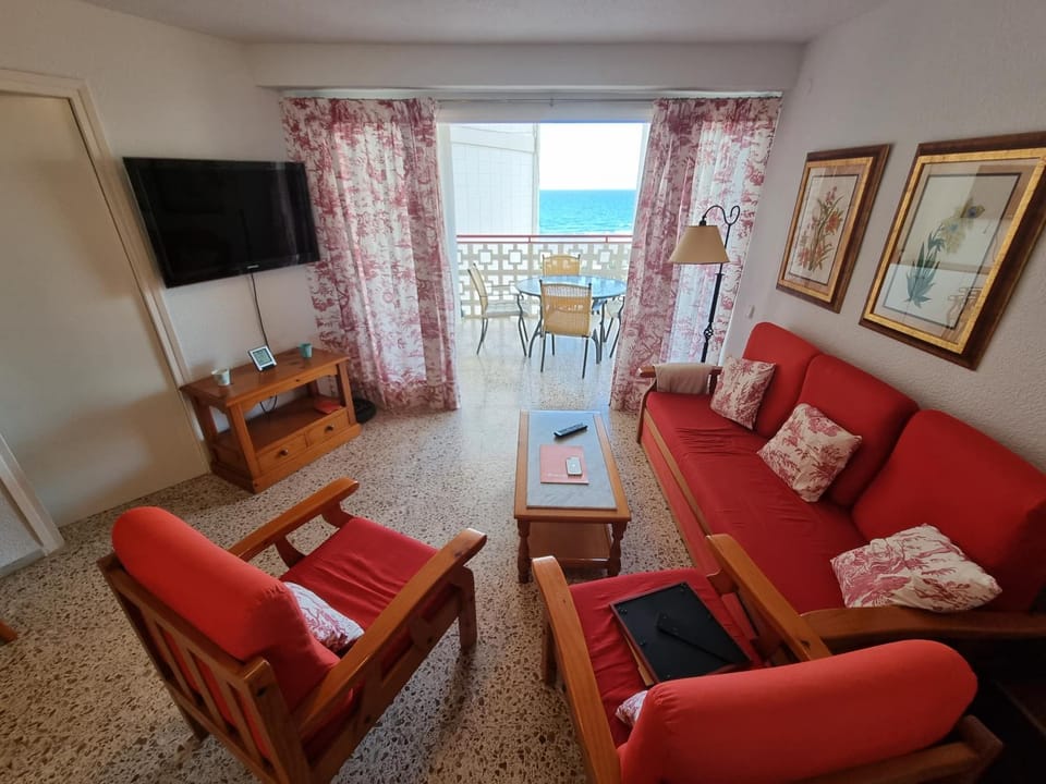 Sirenas (1ª linea Playa San Juan) Apartment in Alicante