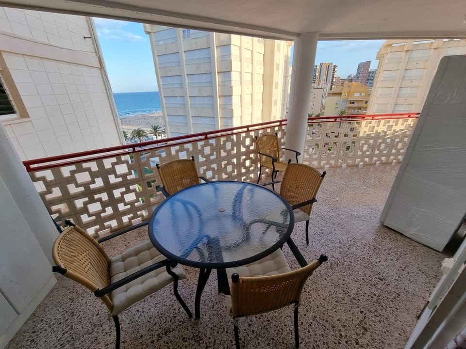 Sirenas (1ª linea Playa San Juan) Apartment in Alicante